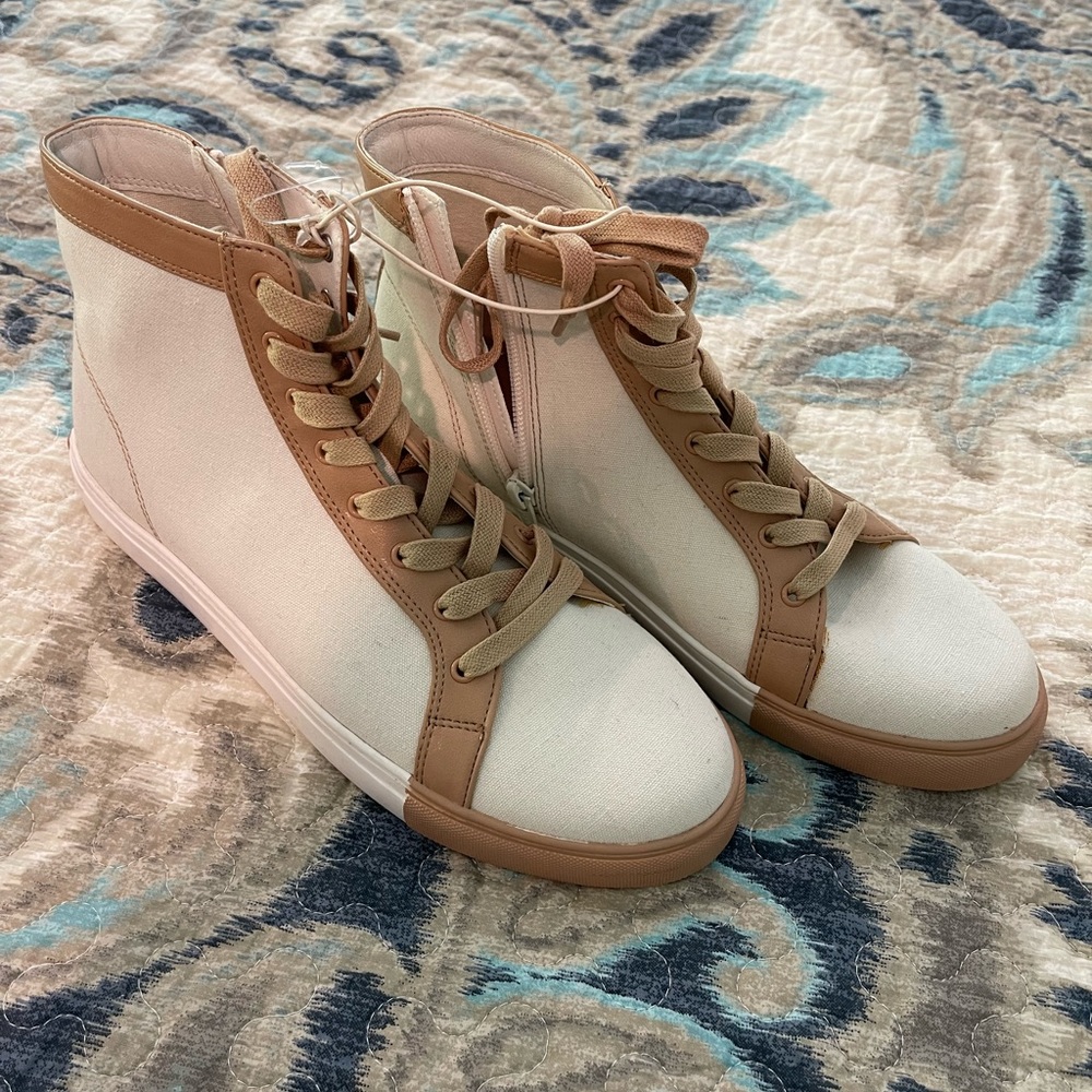 Loft high tops
